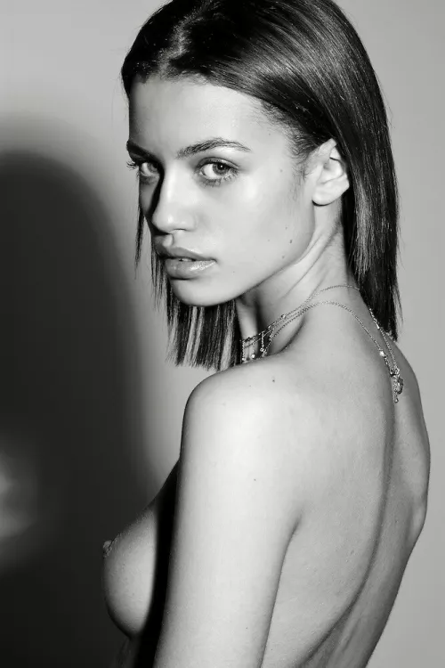 Elle Trowbridge by Electrical_Tit_608