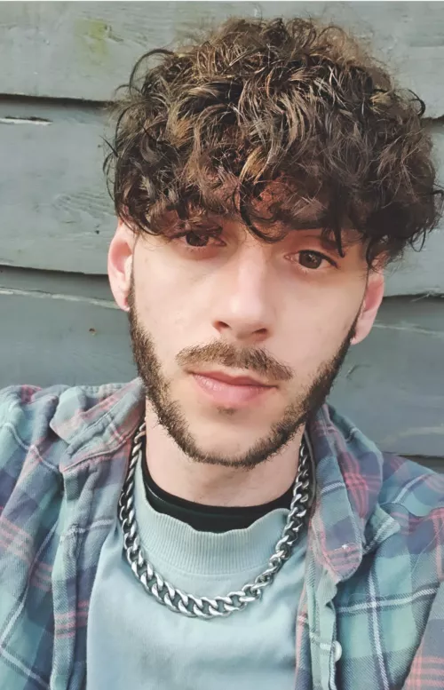 embracing my natural curls 🤘 by Zenguy10