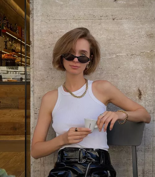 Emely Borsody by tomsmiththrowaway10