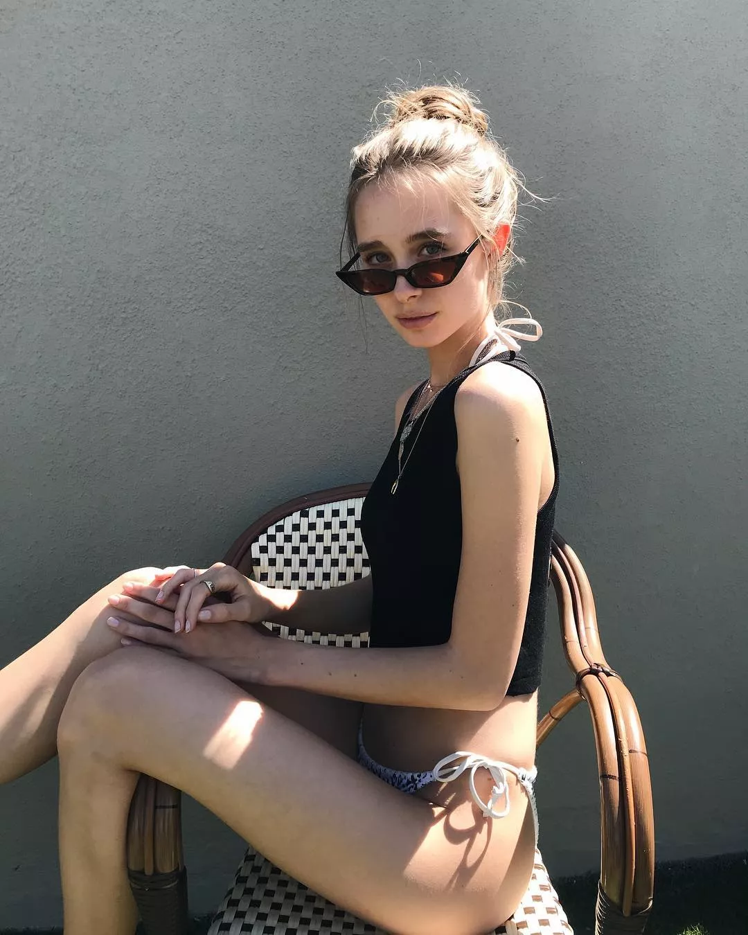 Emely Borsody posted by tomsmiththrowaway10