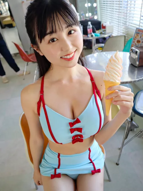 Emi Kurita by YouSeeThatThere