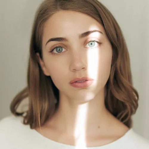 Emily Rudd by OhNoWhatHappenedNow