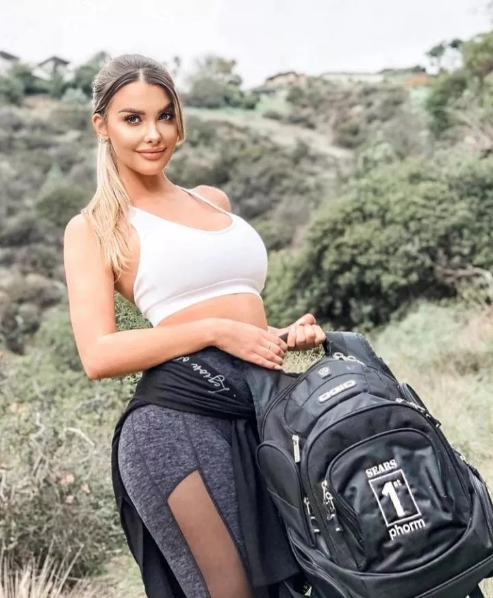 Emily Sears (@emilysears) [Instagram] posted by RobJacksonF3