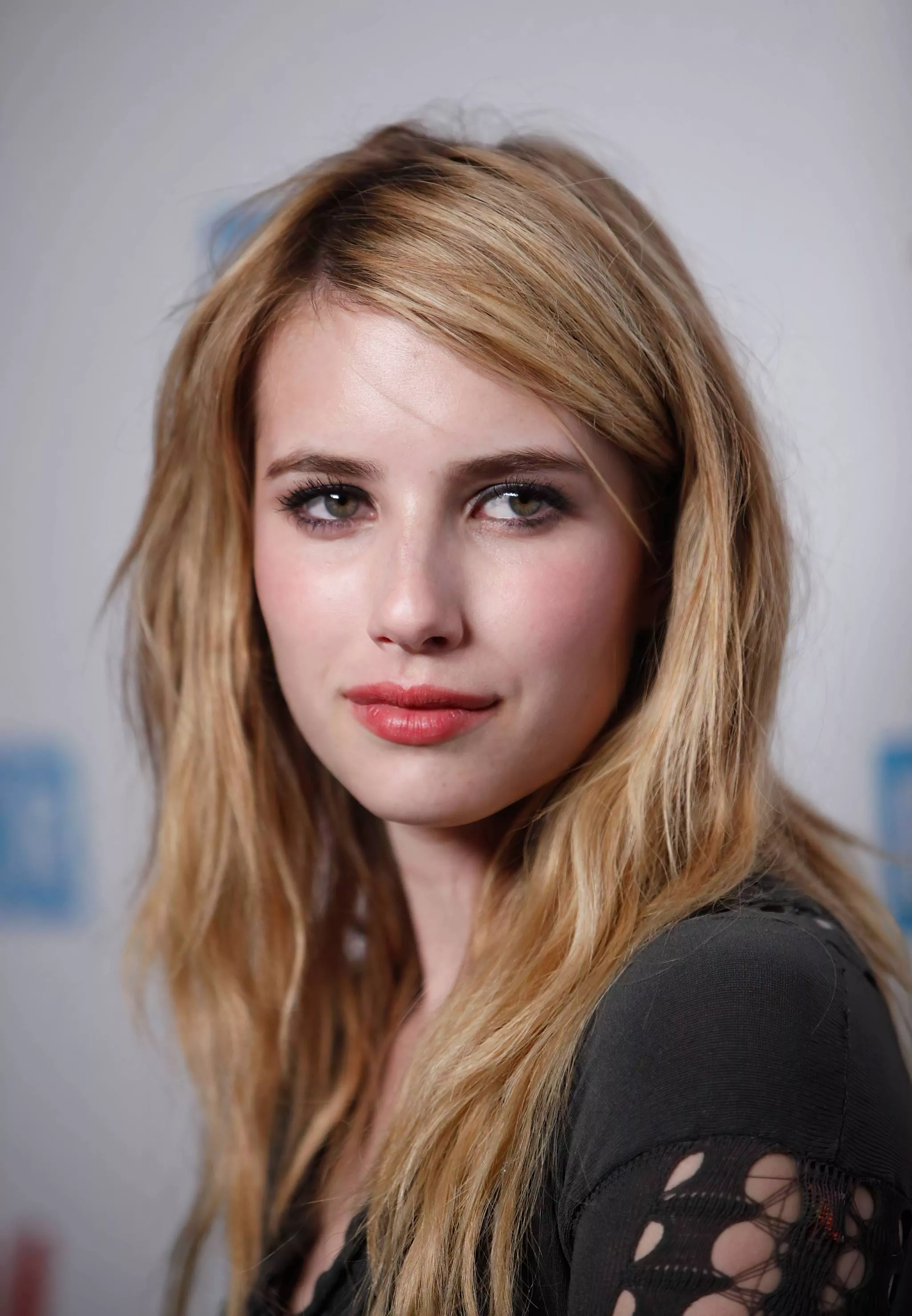 Emma Roberts posted by ononothimagen