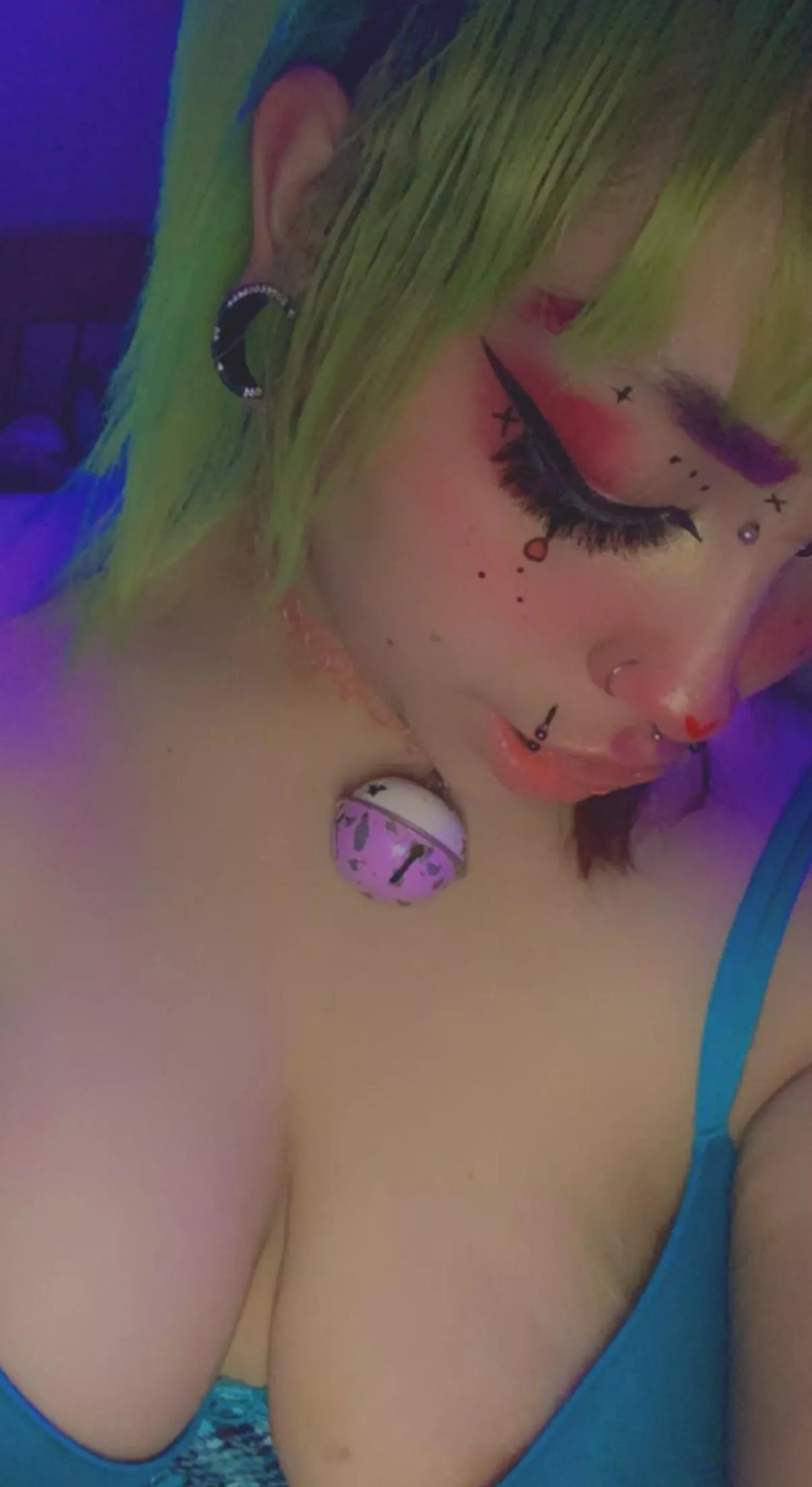 Emo clown:o) posted by TrippyKitty_uwu