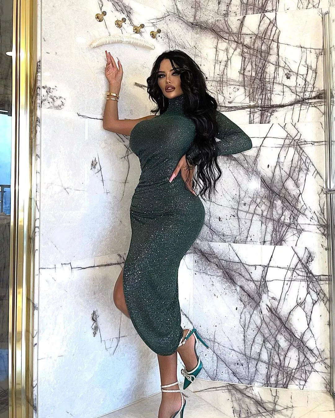 Enise Sude posted by User3X141592