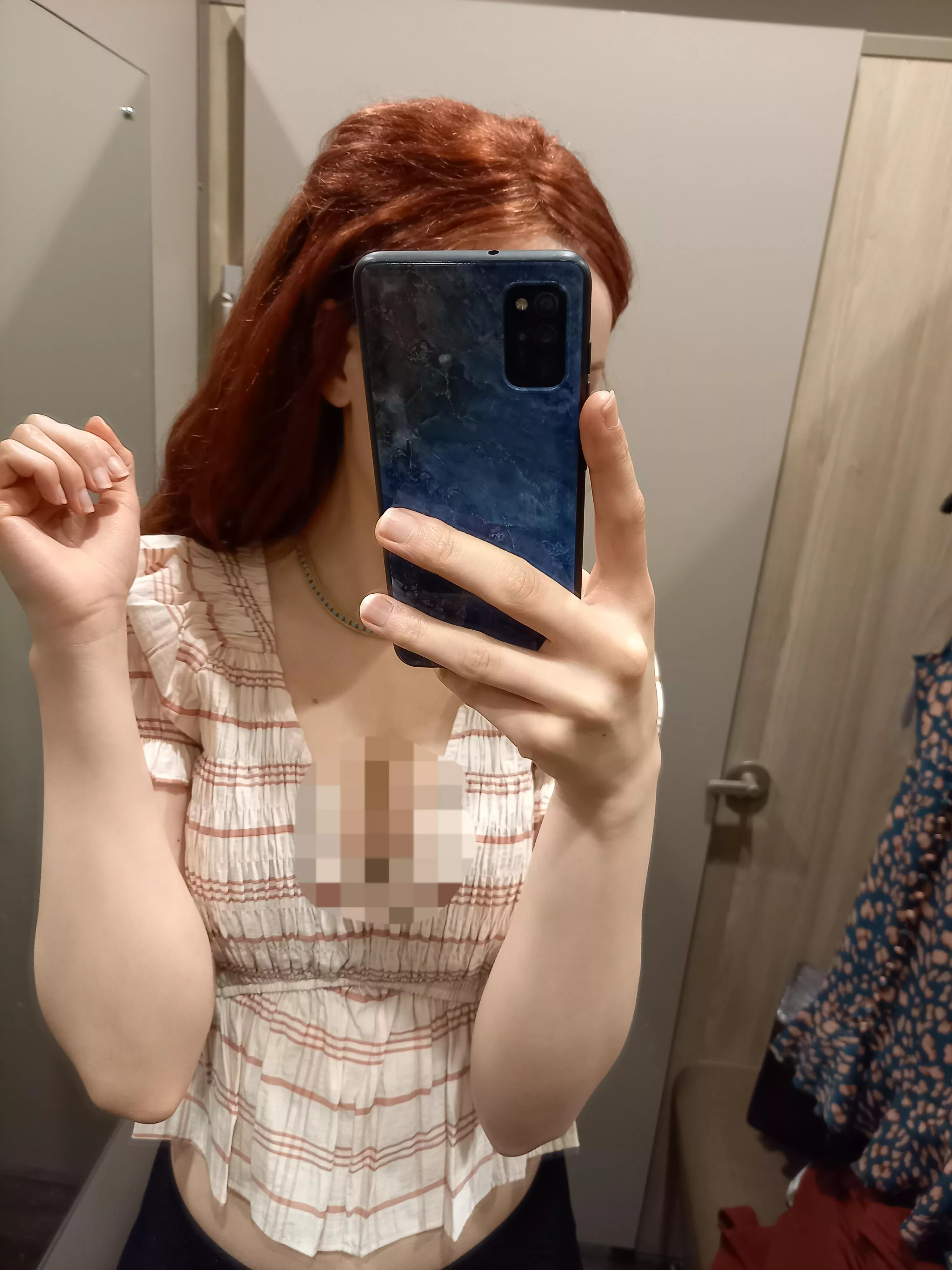 Enjoy the pixels, it's more than a small dick beta like you deserves. [domme] posted by xLucinderx