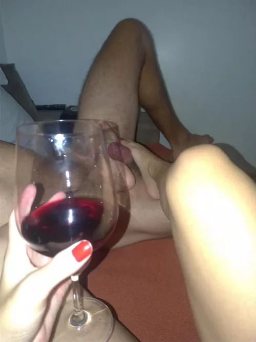 Enjoying life by Tatah_feet