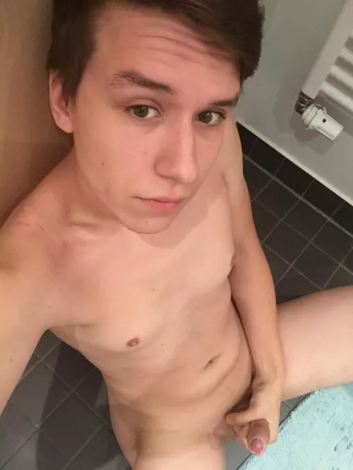 Enjoying my day ♥️ by super_duper_sam