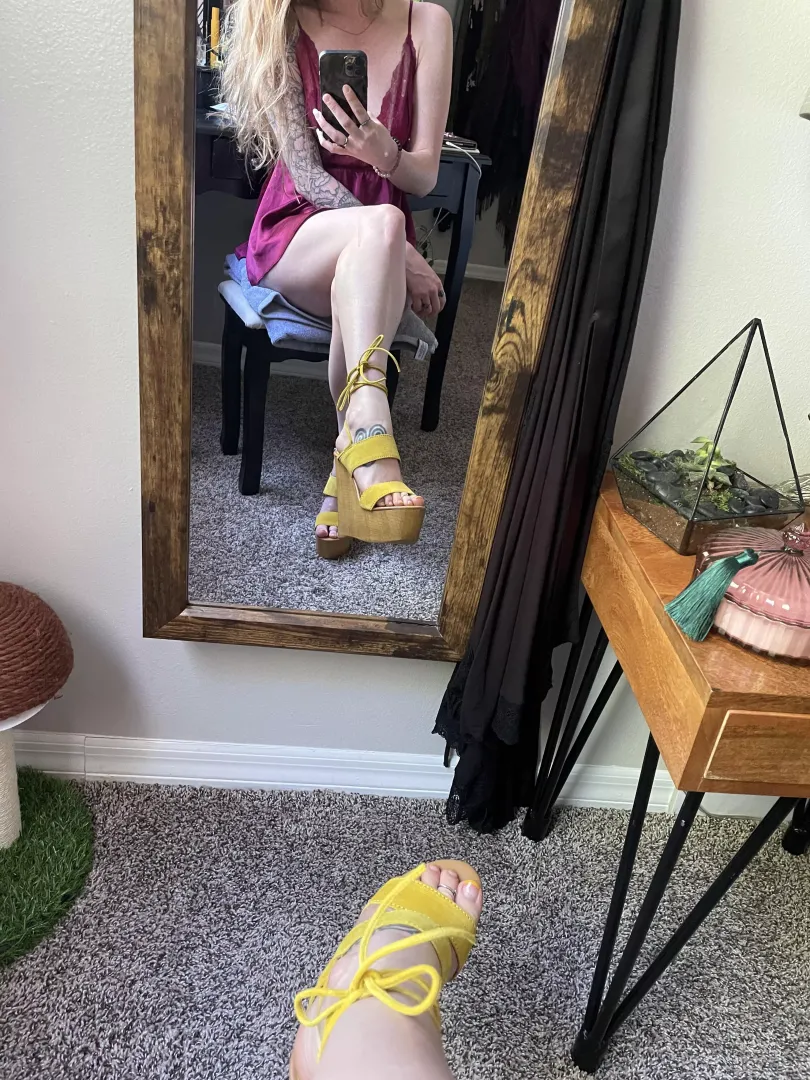 Enjoying my new shoes posted by Airwouldbenice