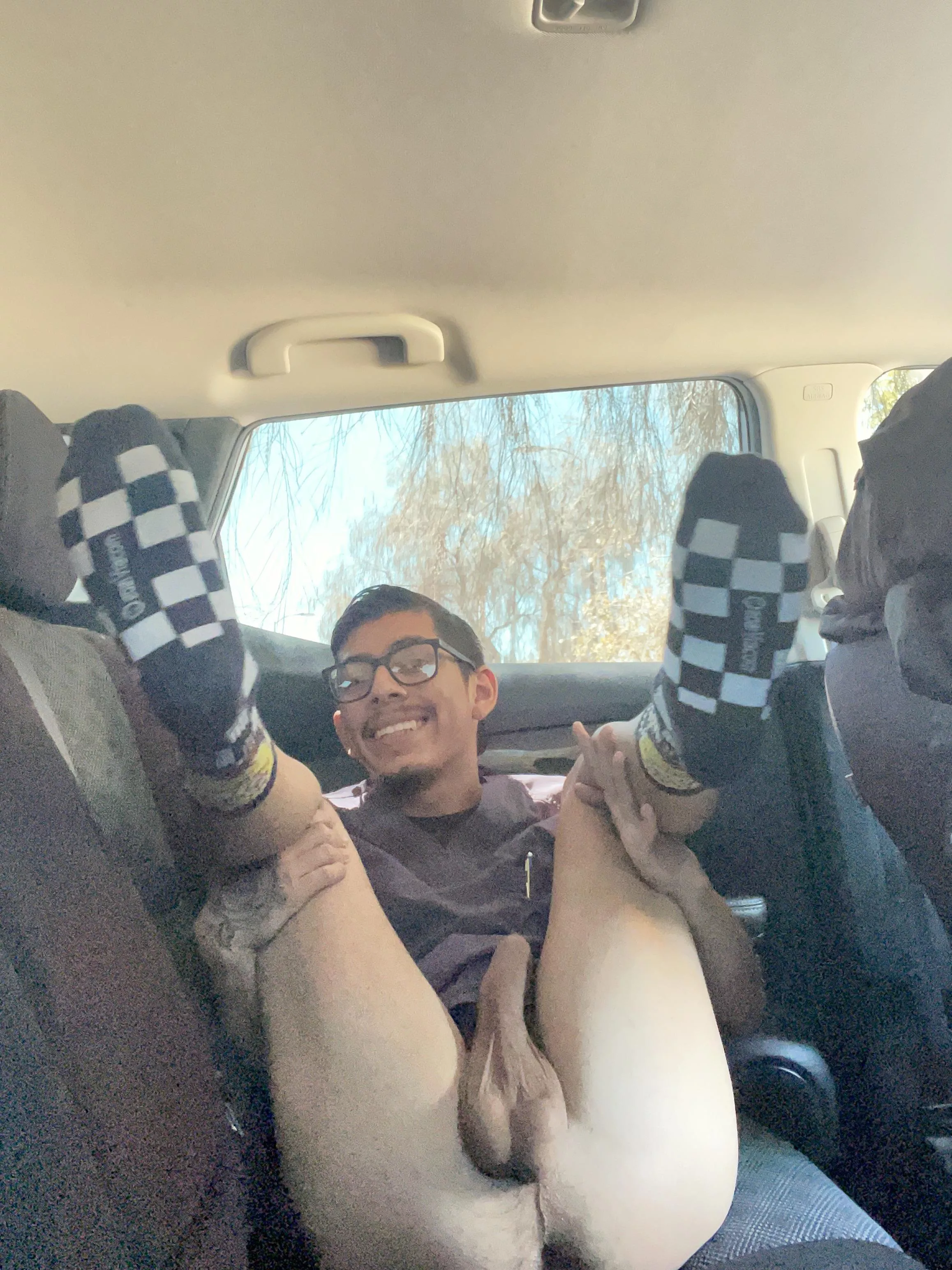 Enjoying nature posted by Grislyguerrero