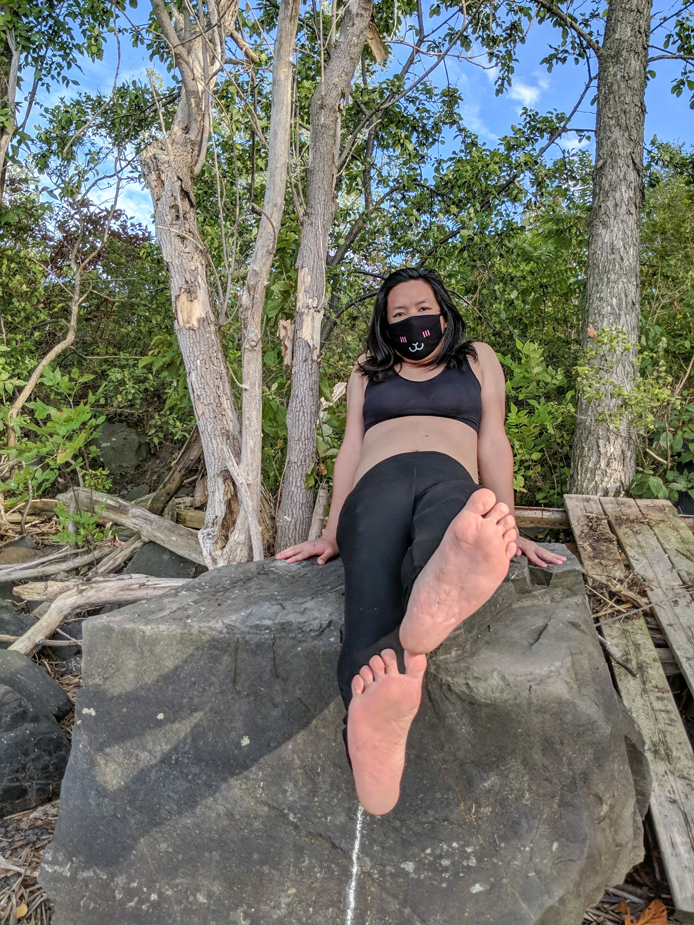 Enjoying the outdoor posted by ukekitty