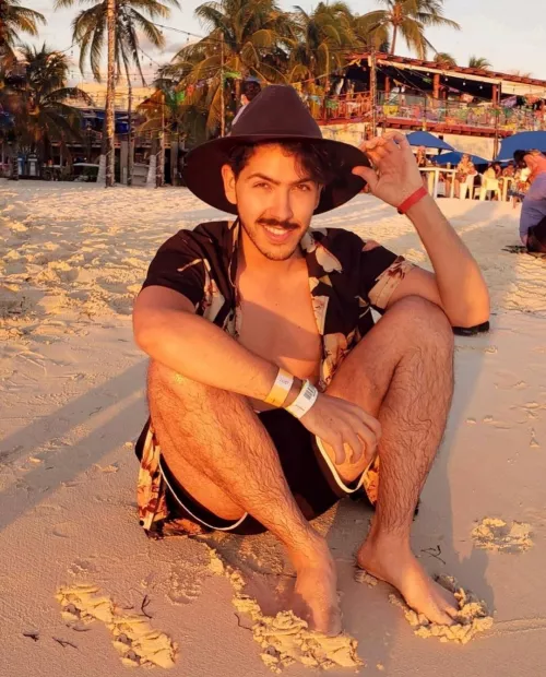 Enjoying the sunset by stardos00