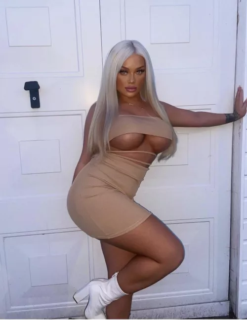 Enough under boob on show? by CumTributeGuy222