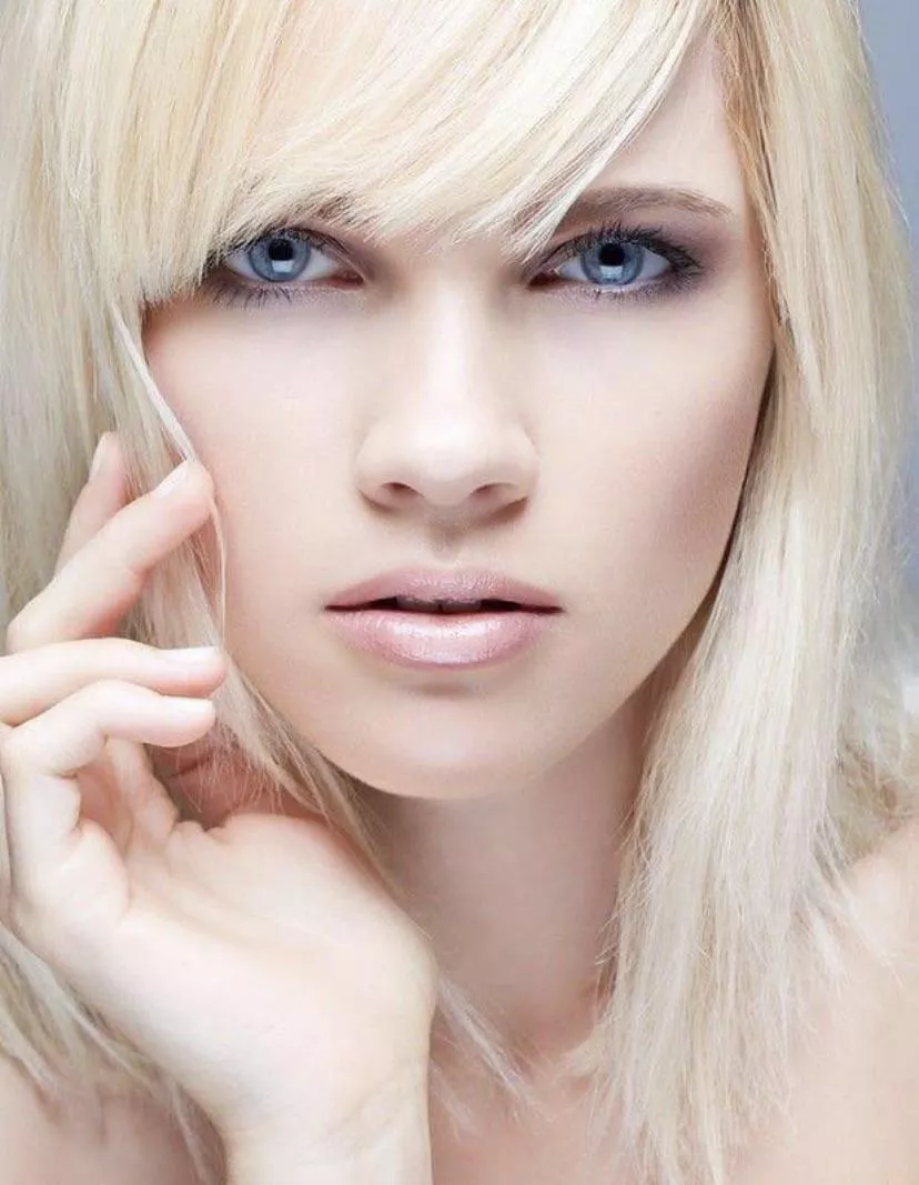 Eva Biechy posted by bobbyUP-MKII