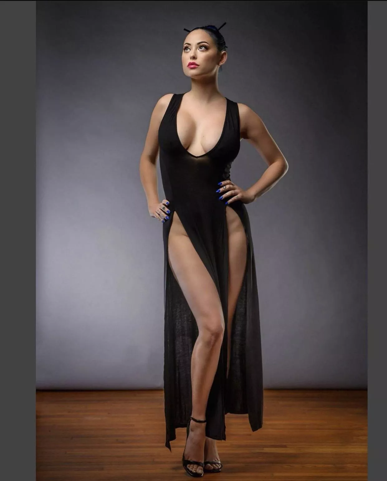 Eve Marlowe posted by EdmundTheCasual