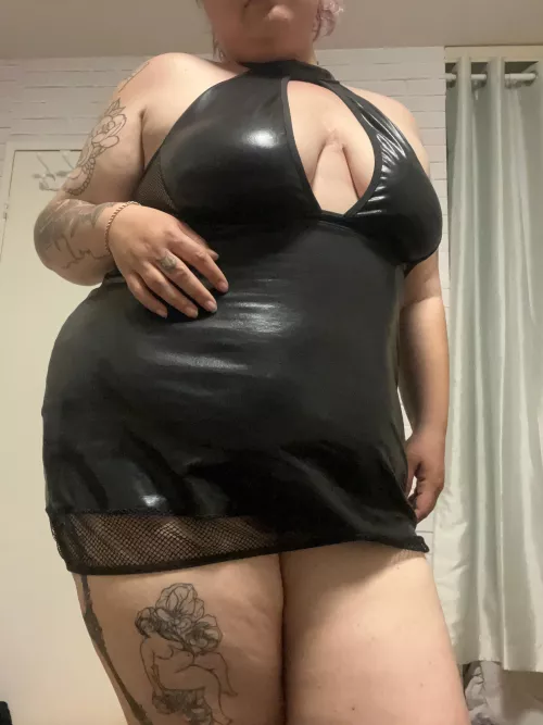 Even in a sexy outfit like this, they’re still saggy 🥵🖤 by astraea_666