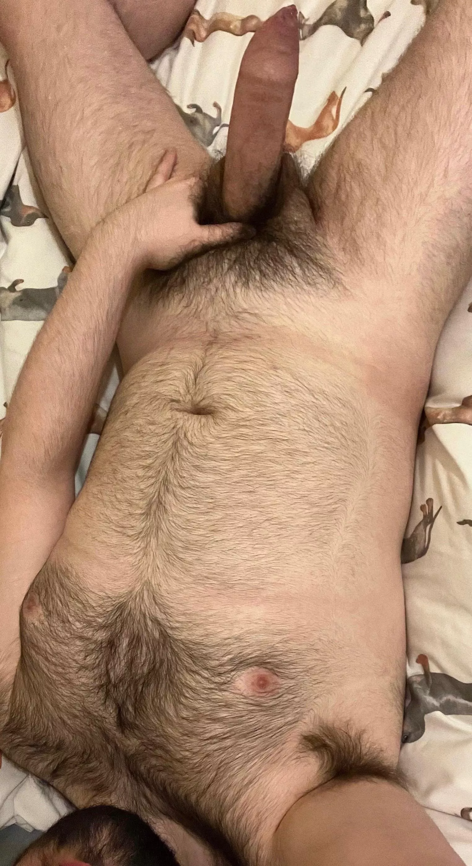 Evening boys, you guys wanna taste of this? 😈🐻 posted by AaronNotOkay