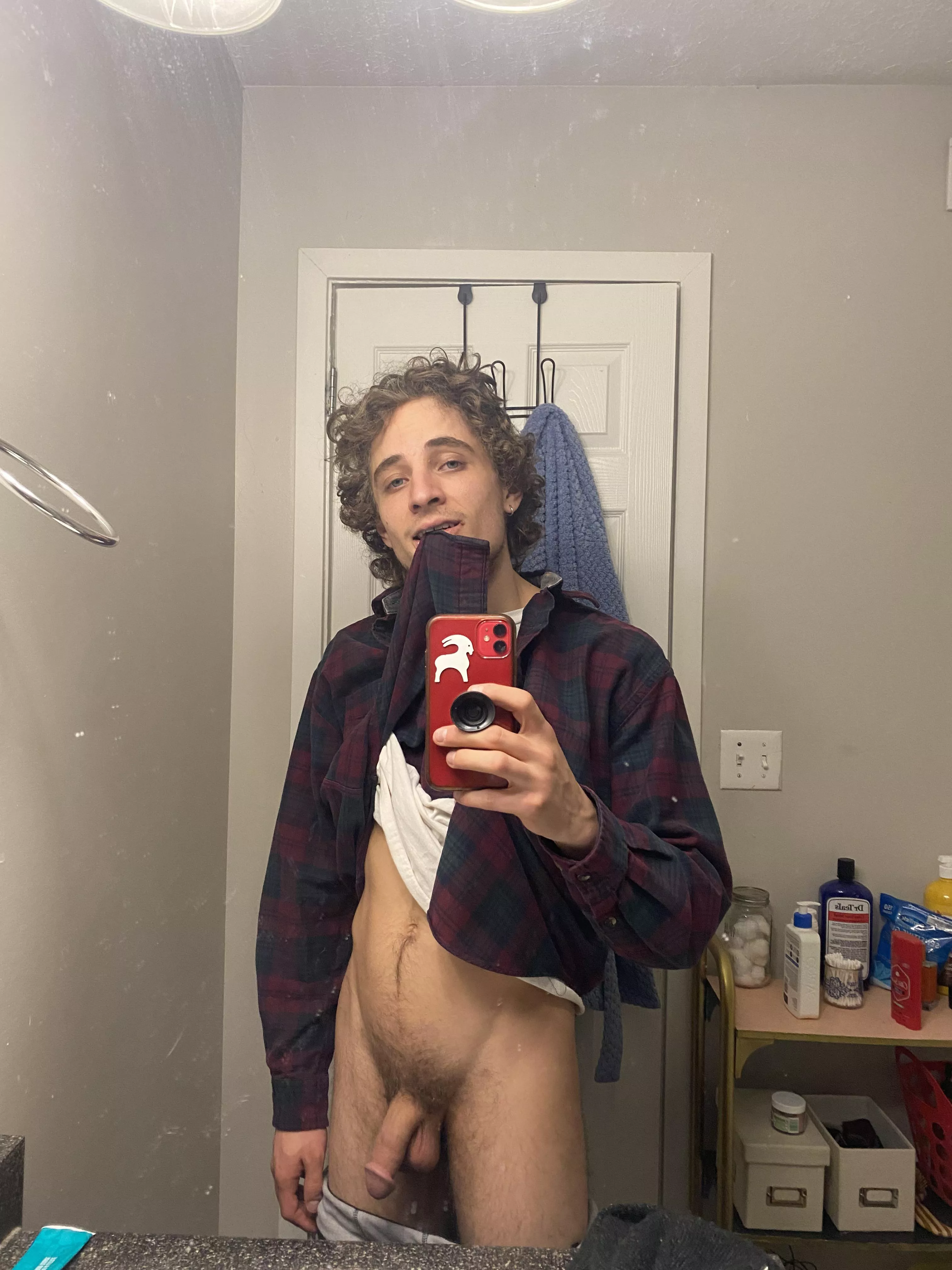 Evening 🌔 posted by margaret-the-cat