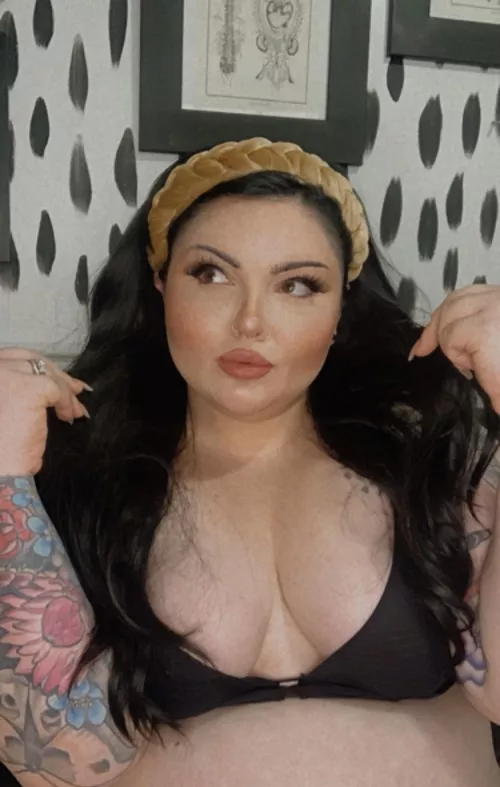 Evening y’all! by Valentinapetrov