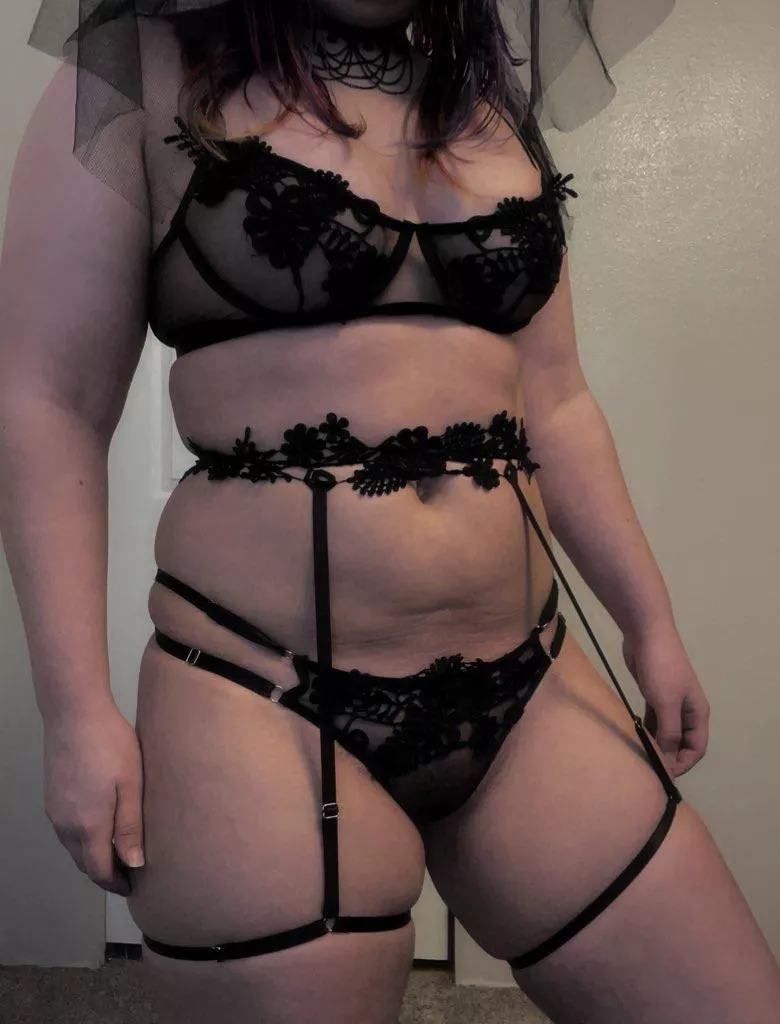 Ever been with a girl who can toss you across the room? posted by blissful_nova