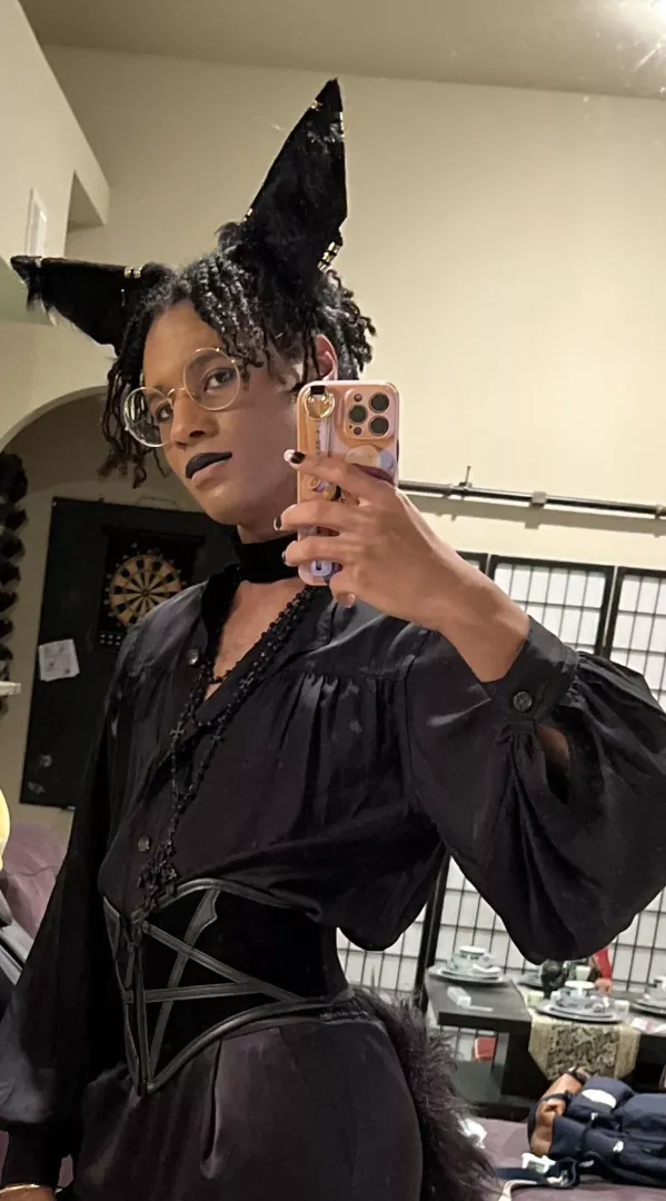 Ever seen a boy like me before? posted by JihmiirDFreecss
