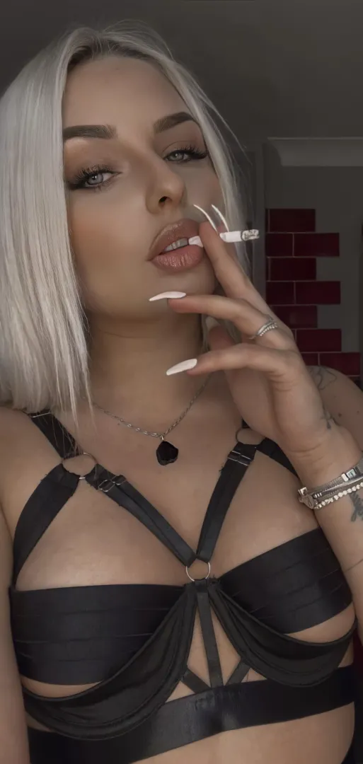 Every Drag Intoxicating My Lungs , Just The Way I Love It posted by ItzQueen