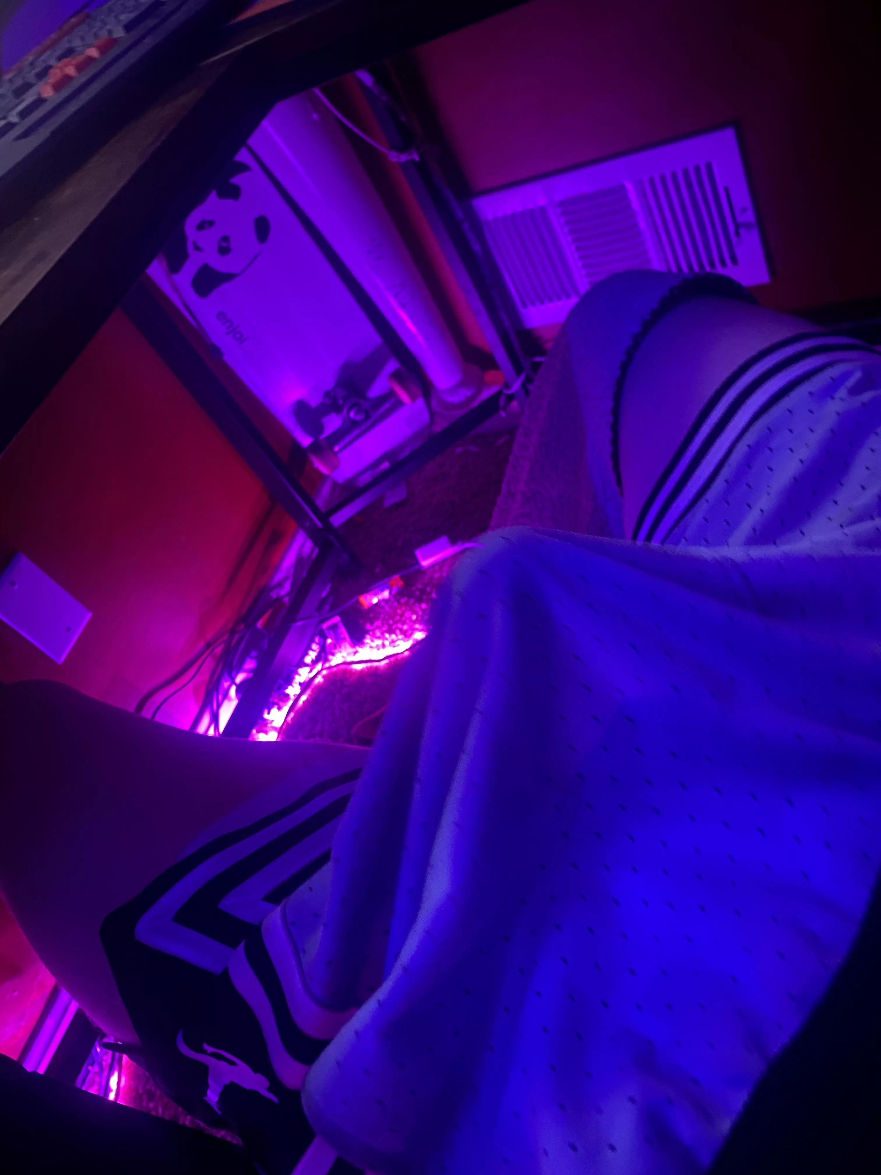 Every time I sit down it does this posted by DaddyGinger_Cock