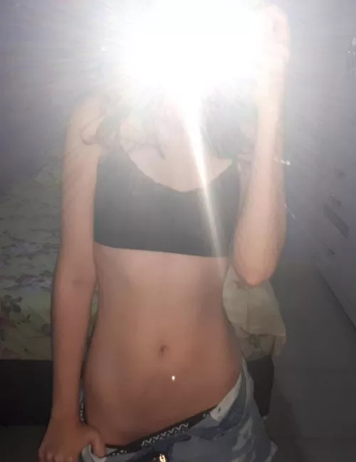 everyone said i should take all of my clothing out... should I? by victo78899