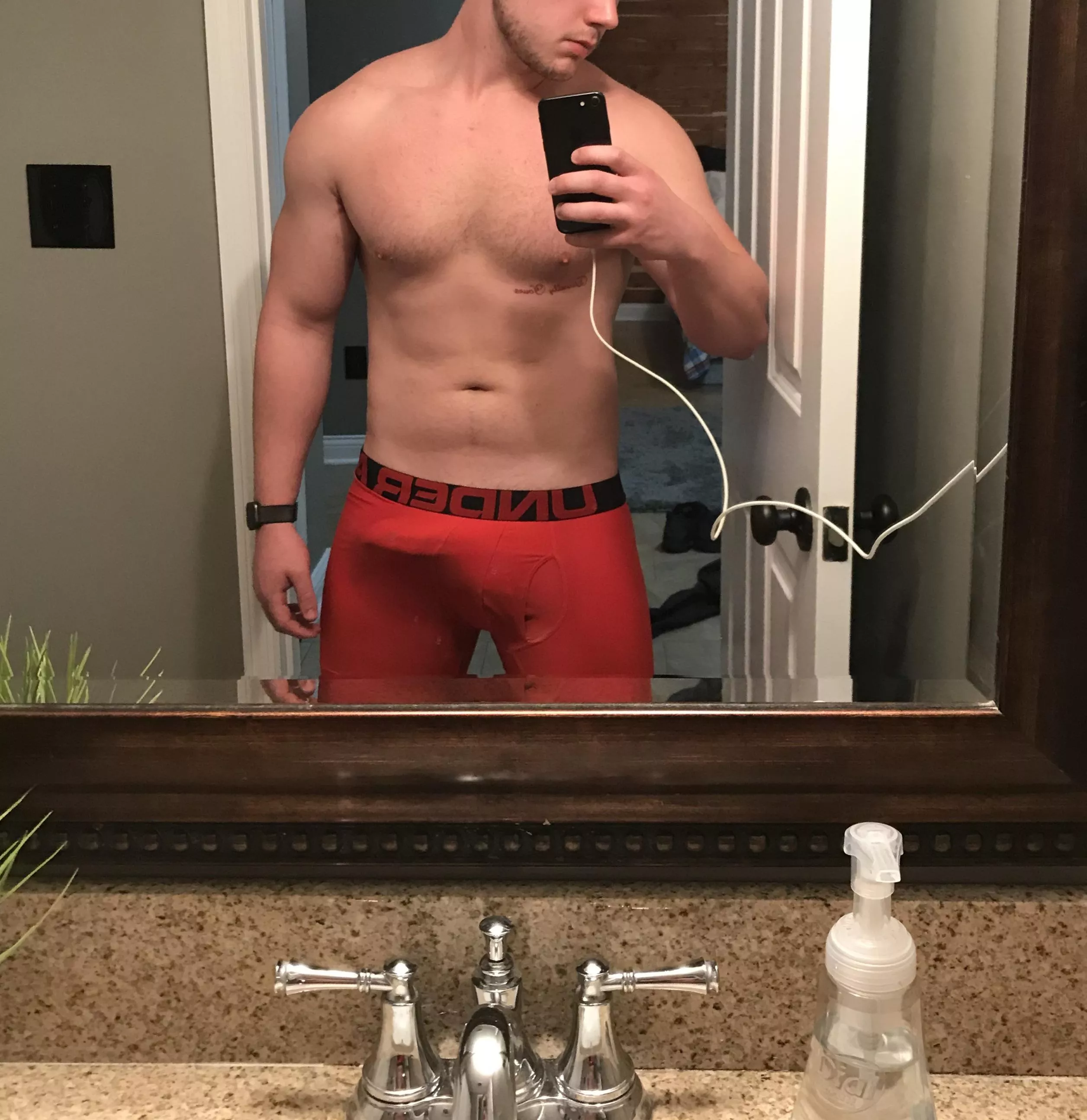 Everything pops in red posted by xoxwow1