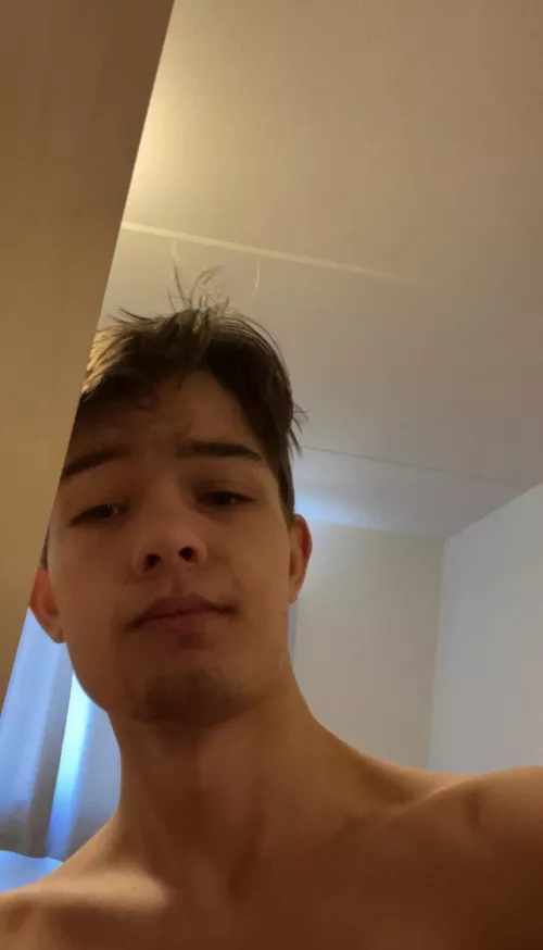 Exams and a bad hair day, what more could i ask for? by OkAtmosphere1127