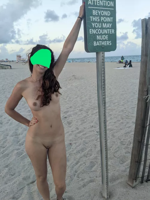 Excited [f]or the beach! by banginshaggers