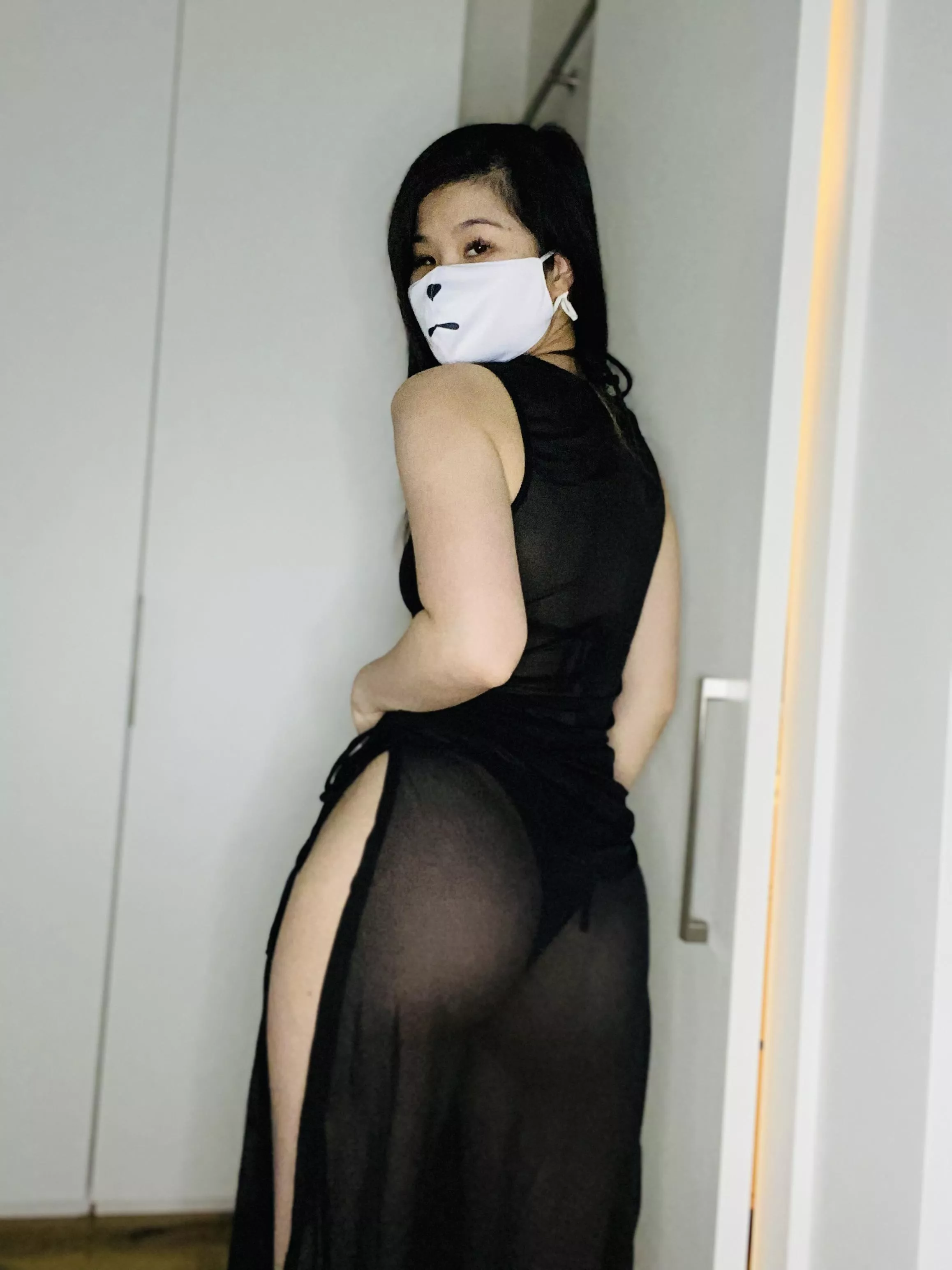 Excuse me can I sit on your lap ? posted by oddeilem