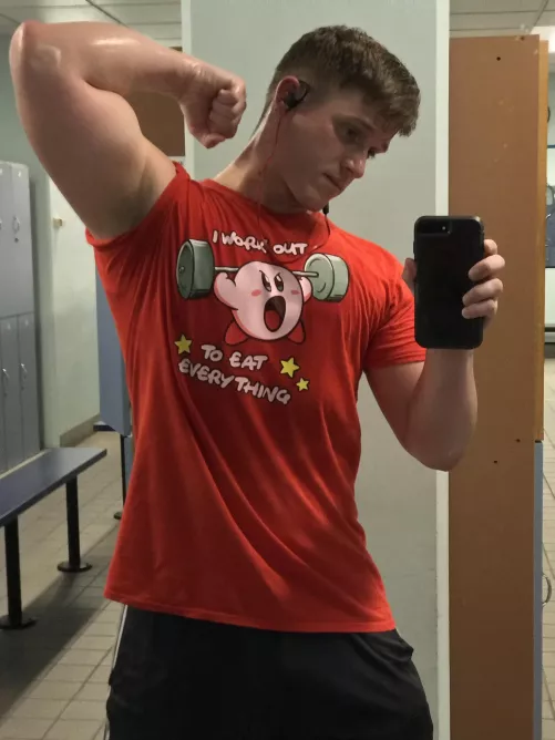 Exercise center flex 😂🙈 by Poke924OHepteri5