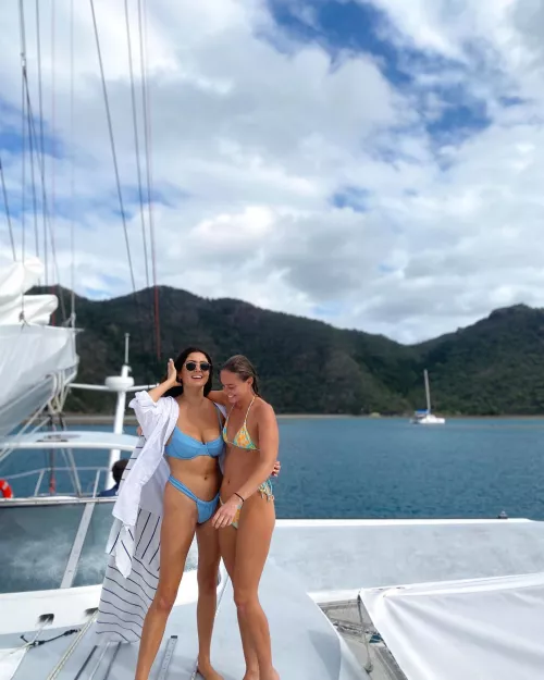 Extra Large Difference by civilrainy