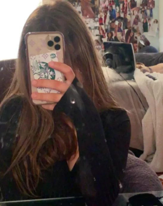 f 18 I want to make a collection of tributes of me! posted by angelxx14