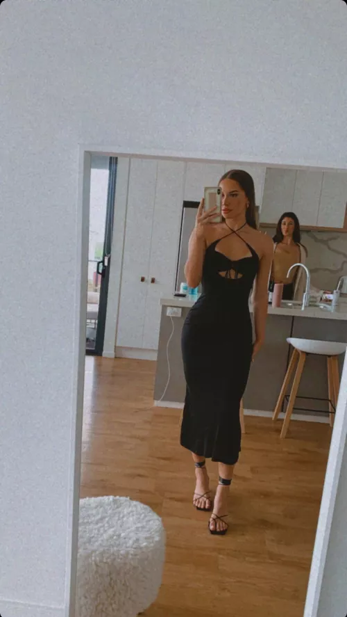 💪🏼🍸🥵 [F] by rubybootyisback