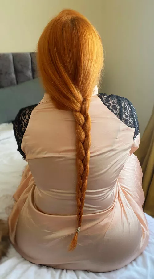 [f] can still see it 👀 🍑 by __PinkMatter__