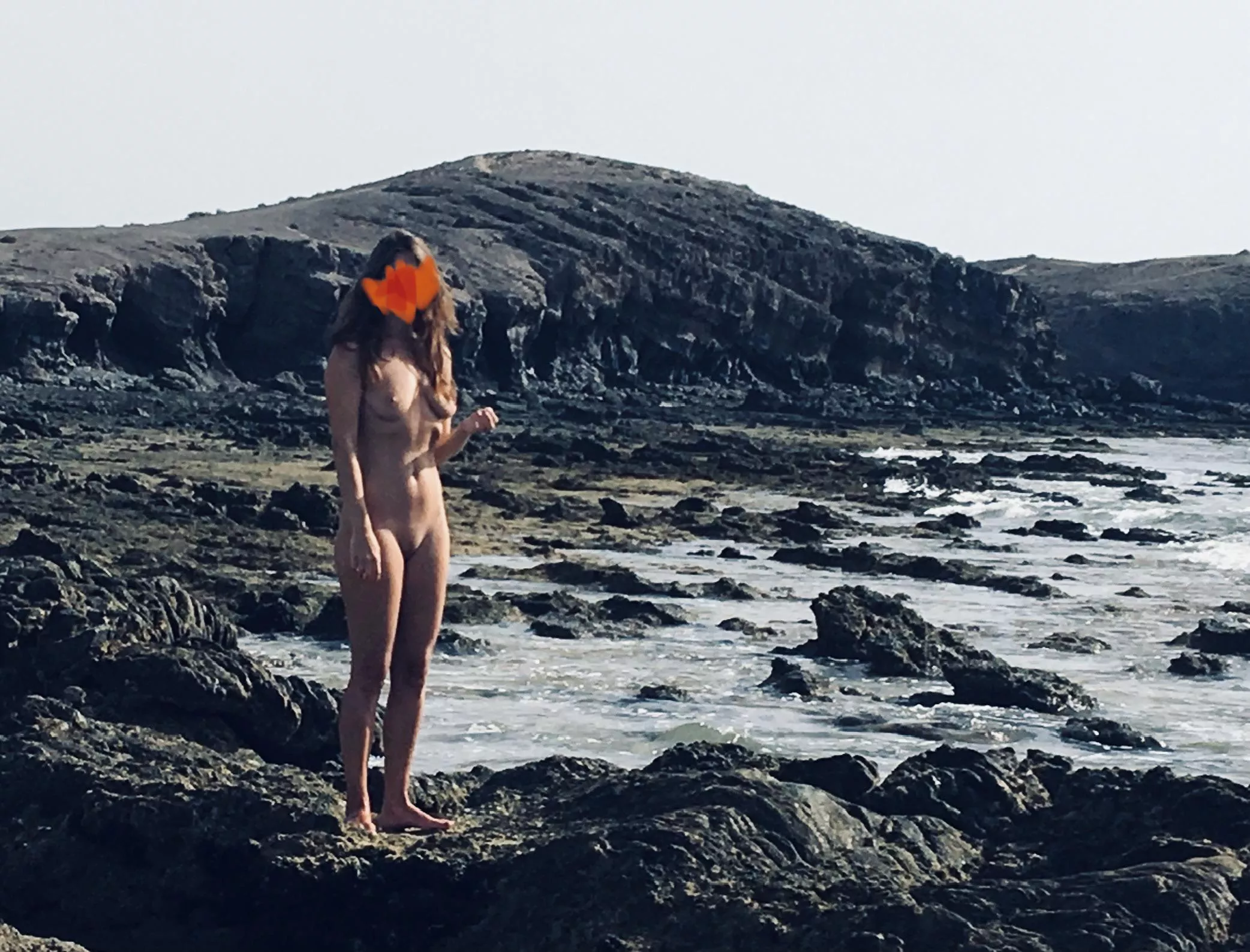 [F] Getting topless ain’t an issue, if you prefer to be totally naked 🙃 posted by Direct-Cut-371