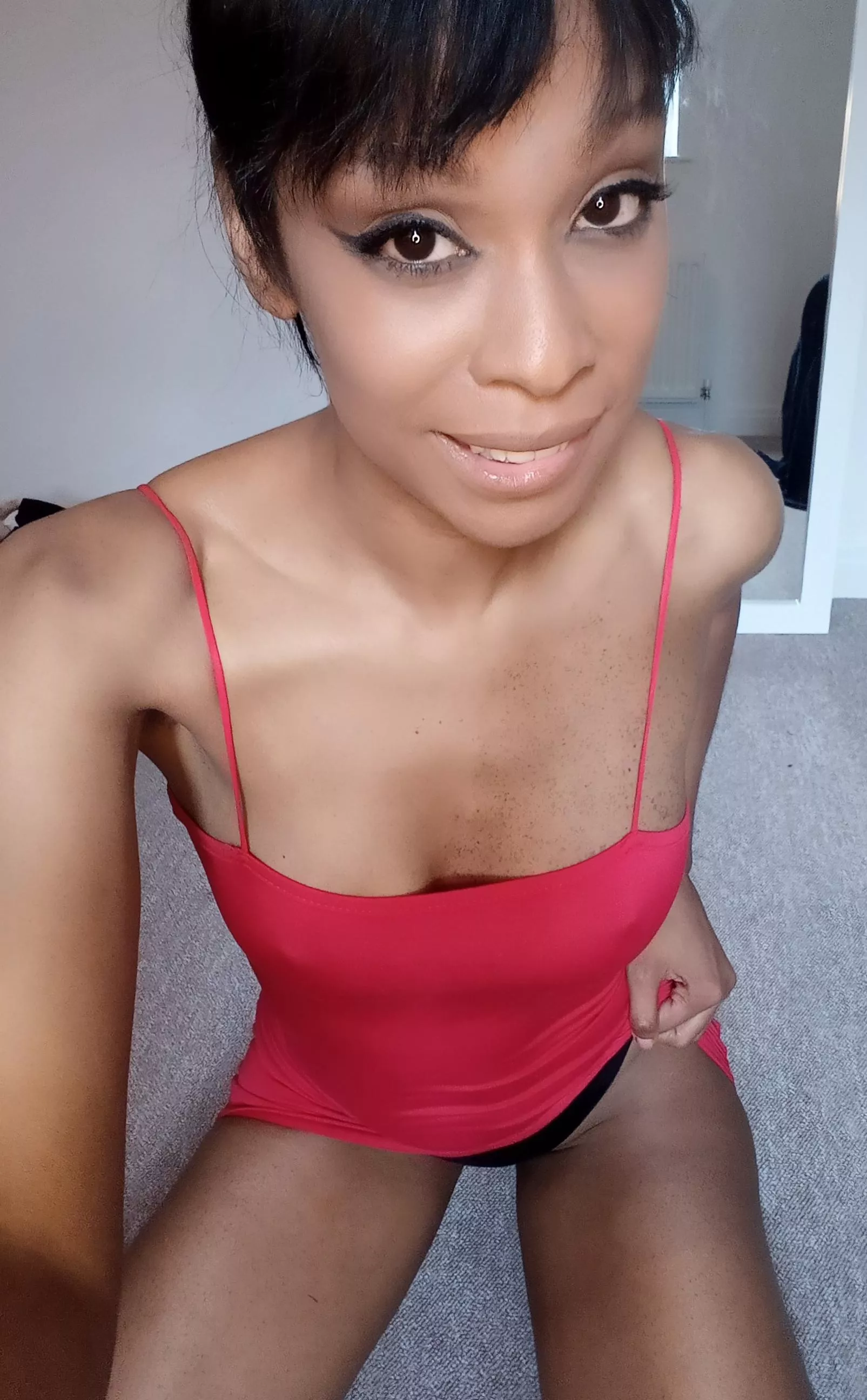 [f] good morning, who ordered naked cuddles this morning?... posted by Lottie_jones