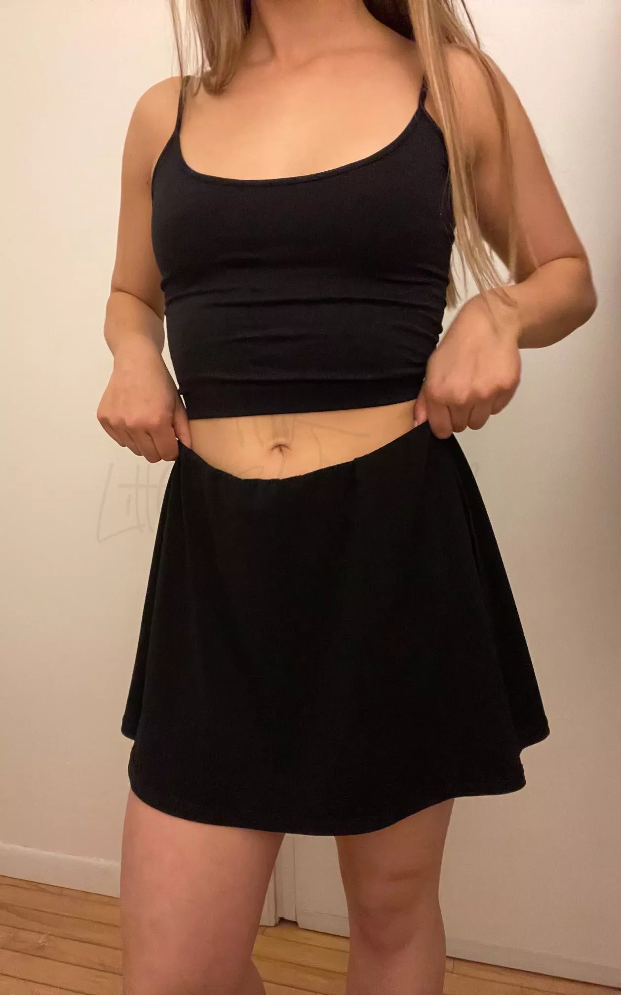 [F] hi boys ;) posted by TheLittleSecretGirl