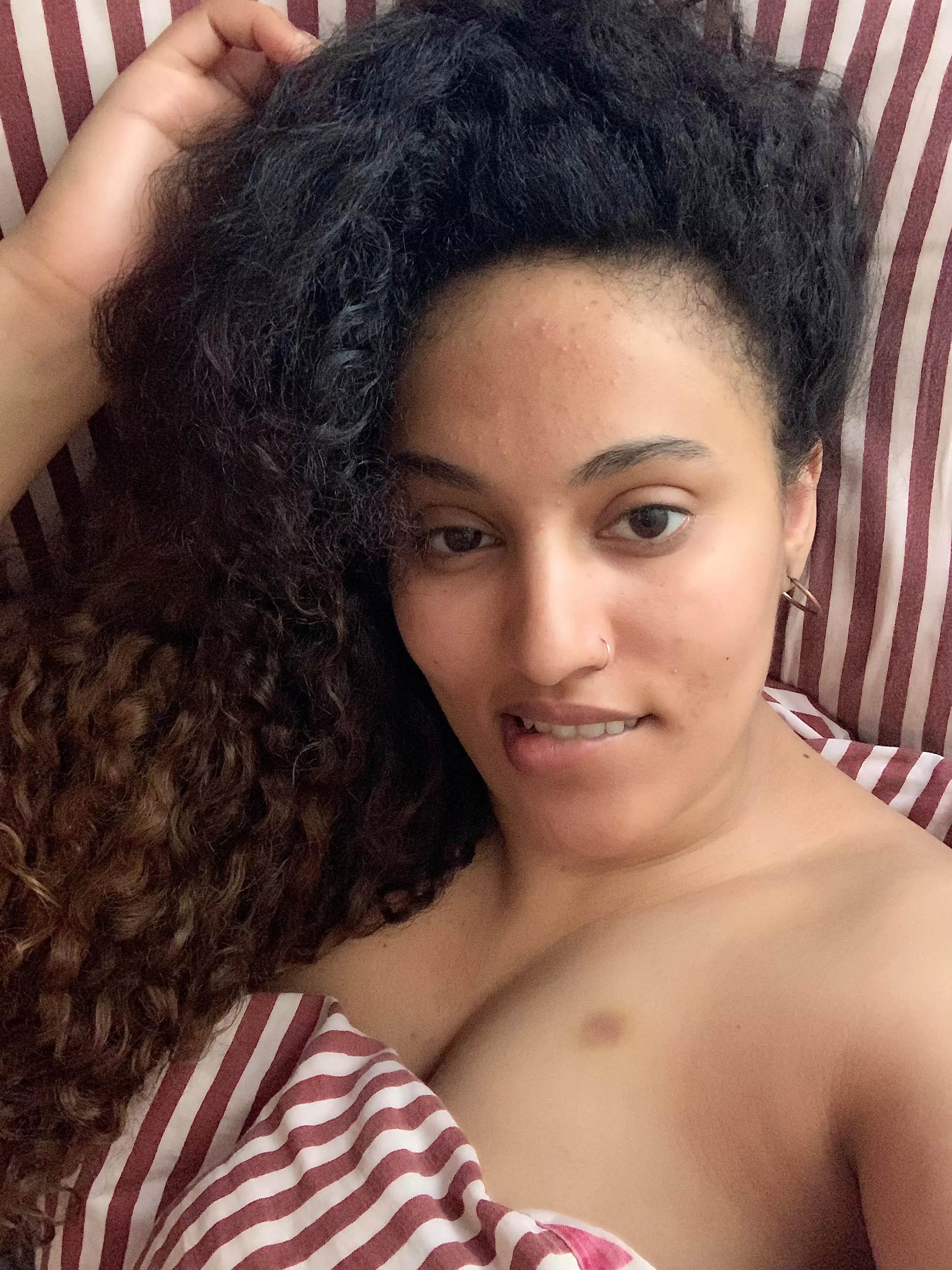 [F] I have to get out of my bed and work on my thesis 🥺 posted by livinganightmare_