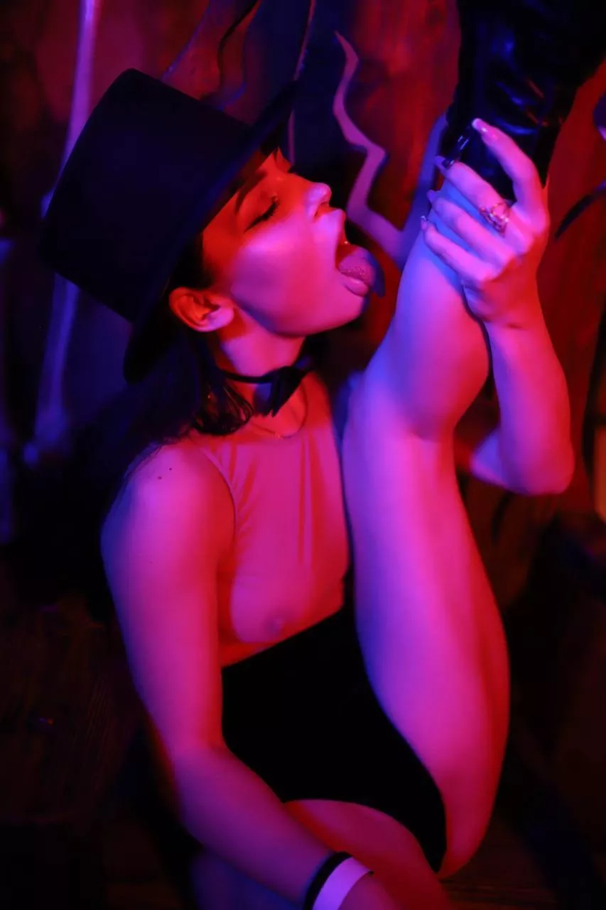 [F] I hope you are a naughty boy?) posted by Electrical_Deer_7055