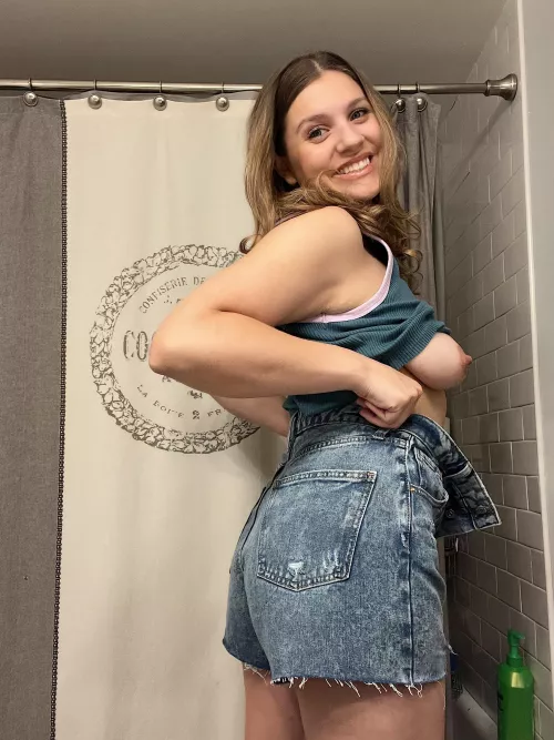 [F] Just playing dress up w some new clothes 😋 by HolyRider303