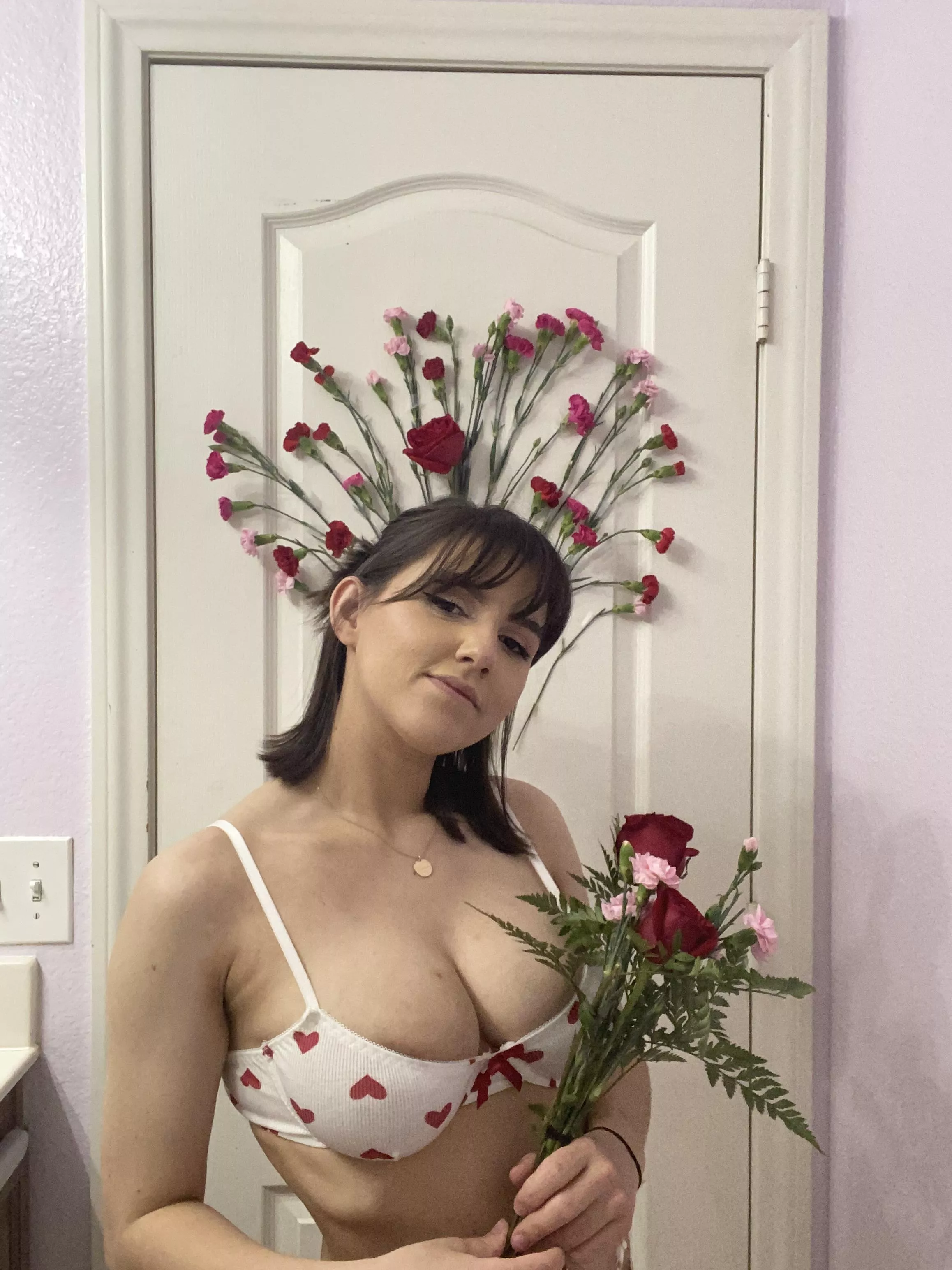 [F] Just trying to fall in love posted by Colesworld19