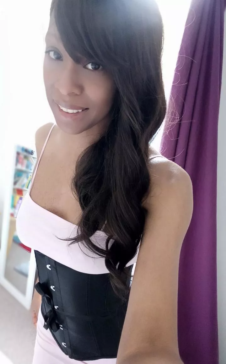 [f] Just you're average British milf posted by Lottie_jones