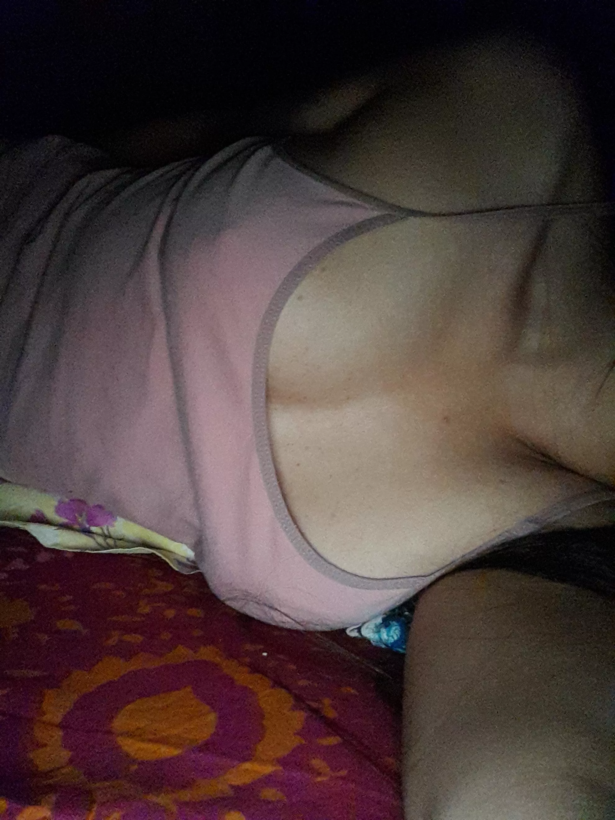 (F) late night posted by anastasia_xx95