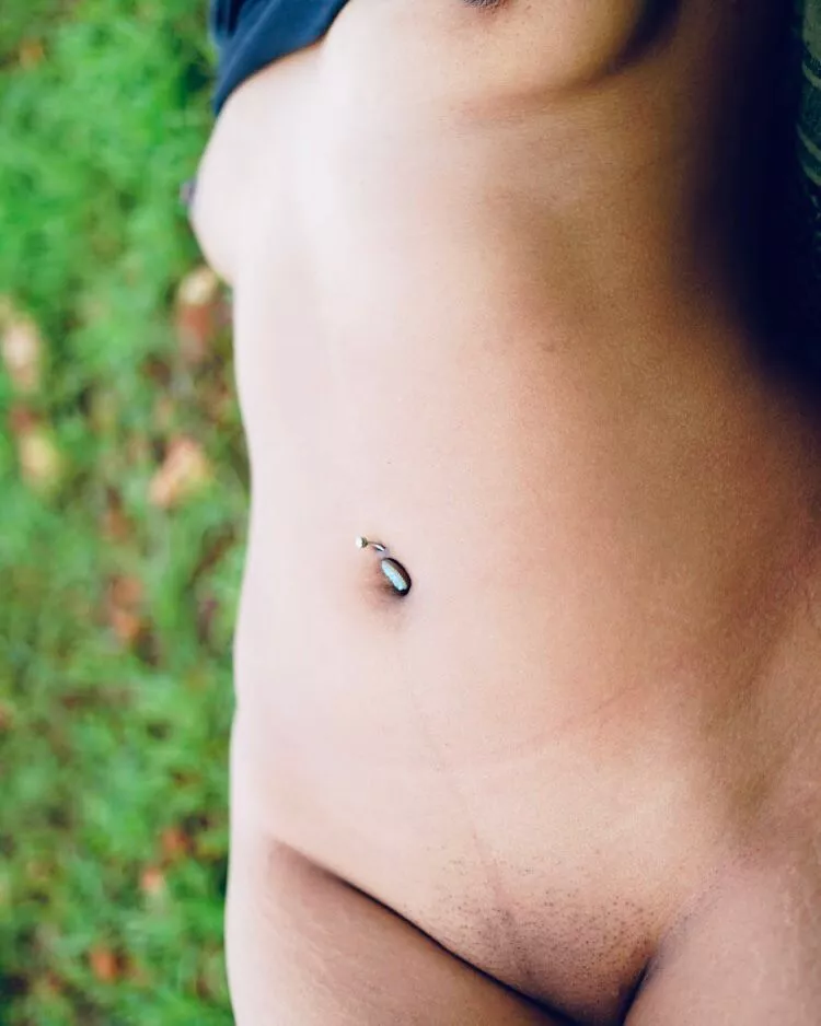 [F] Let's go for a hike? posted by freakyindianbebe