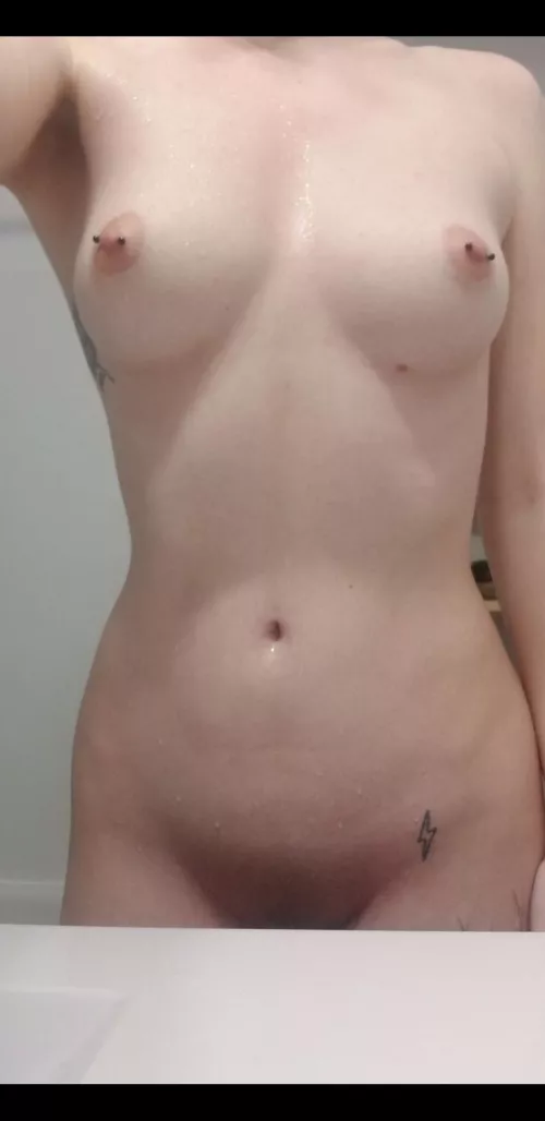 [F] love the bolt ⚡ by lustfirebitch7