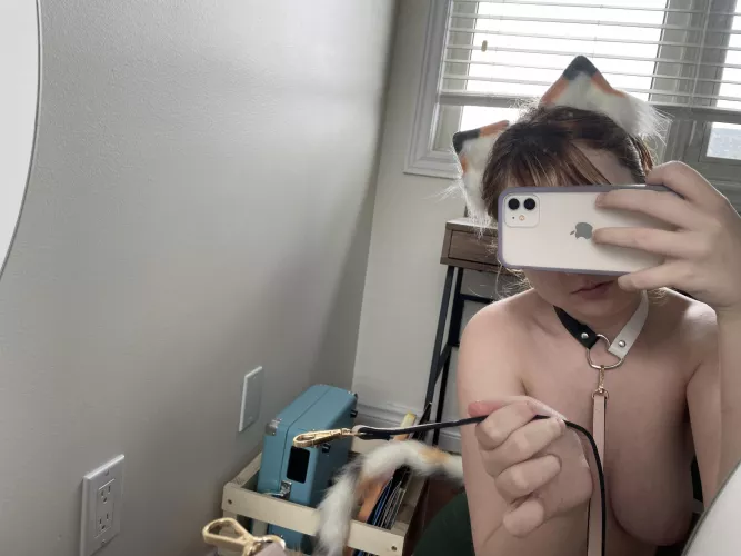 [F] petplay! p.s the leash is a purse strap lol by lapetite_tori